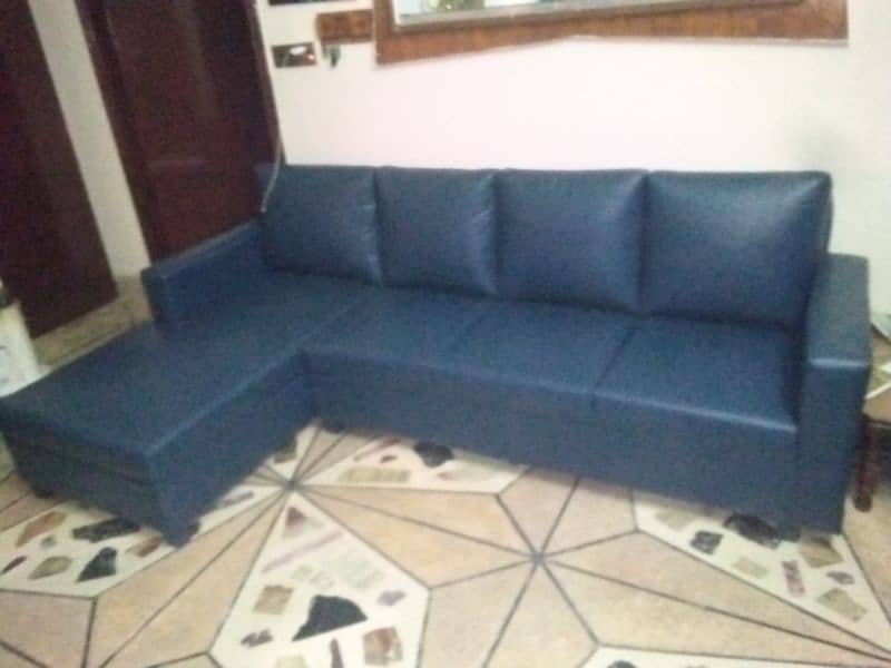 per seet Sofa sitting and room chair 9