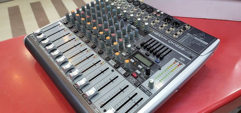 Behringer XENYX QX1222USB Audio Mixer with Mic Preamps & Compressor 3