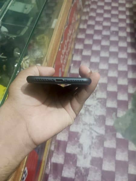 iphone 7 black color 3