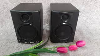 M Audio AV-30 Studio Monitors