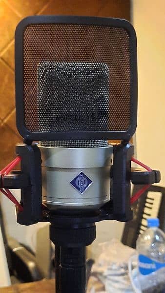 Neumann TLM103 Best studio microphone sell exchange 3