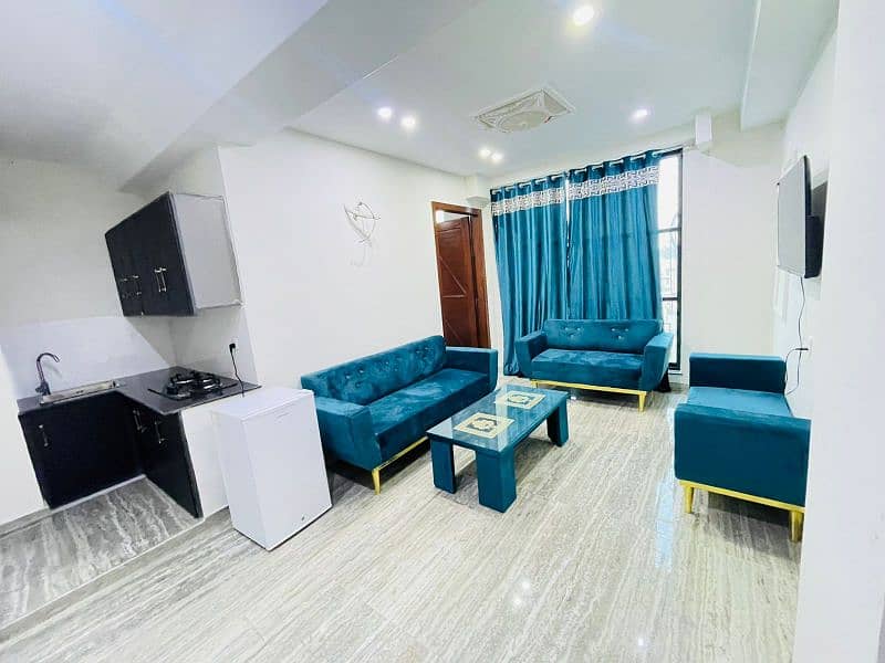 1 vip furnished  appartment available in daliy basis and wekly basis 2