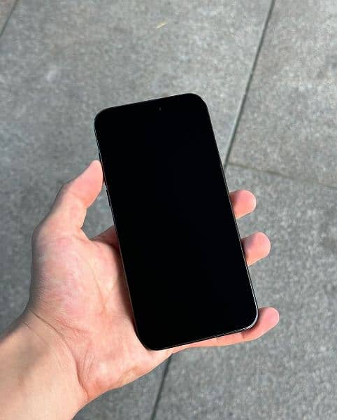 iPhone 15 Pro Max 256GB JV 3