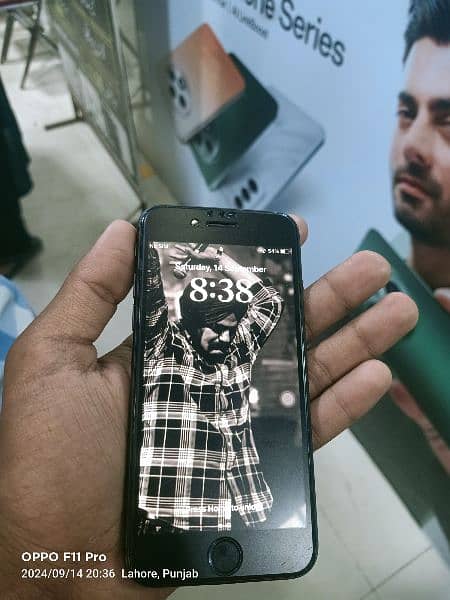 iphone 8 non PTA 64gb waterpack 1