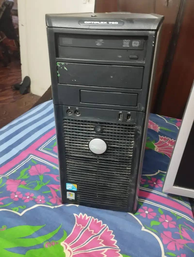 IntelOptiplex760withOpticalCameraLCDKeyBoards 5