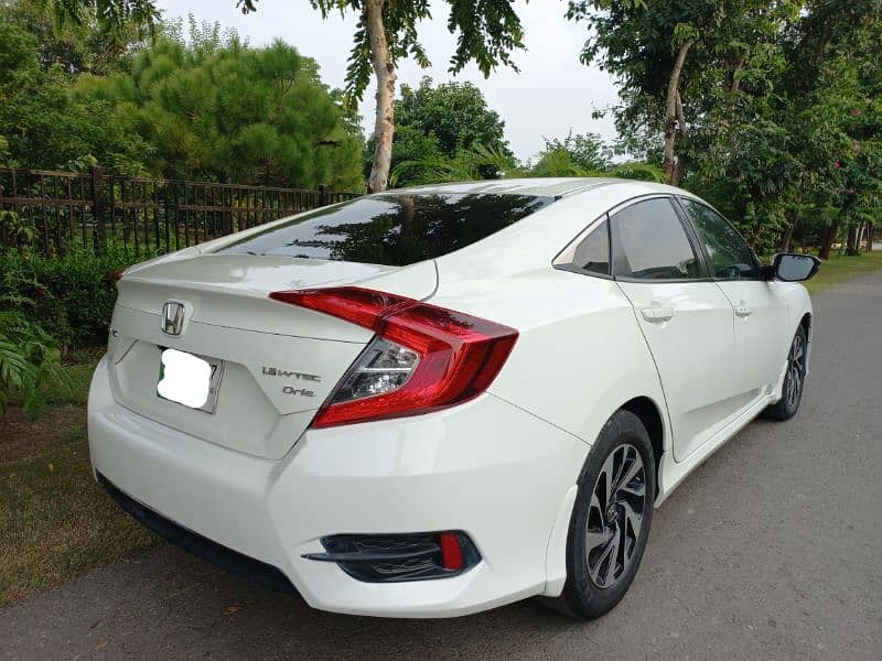 Honda Civic Oriel 2017 12