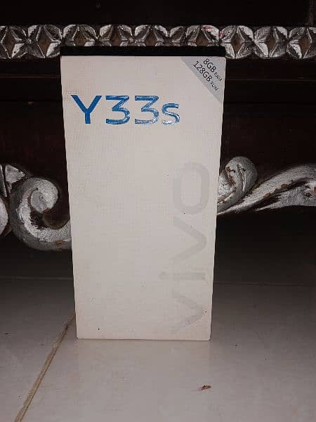 Vivo y33s with original box and chrger 0