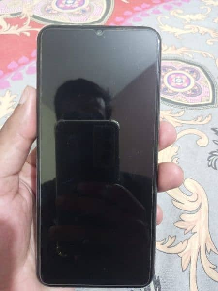 Vivo y33s with original box and chrger 6