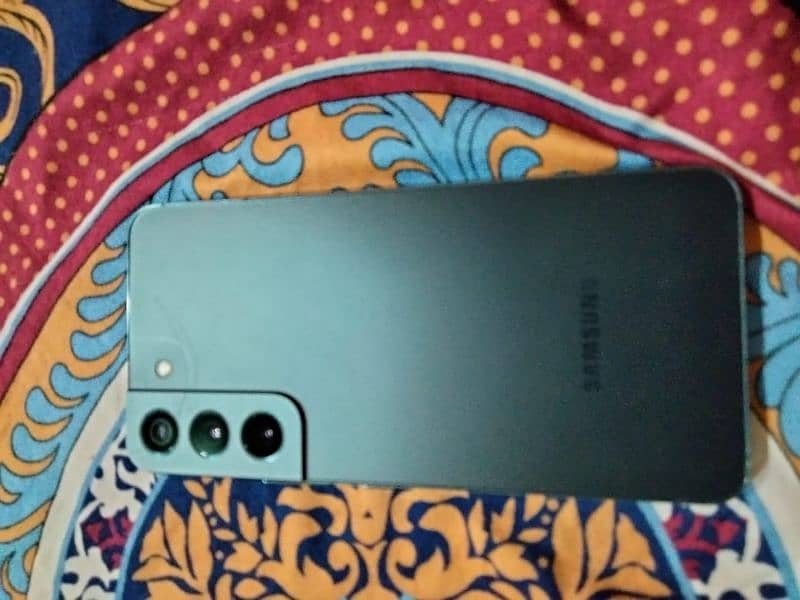 Samsung s22 non pta pin dot very good condition 2