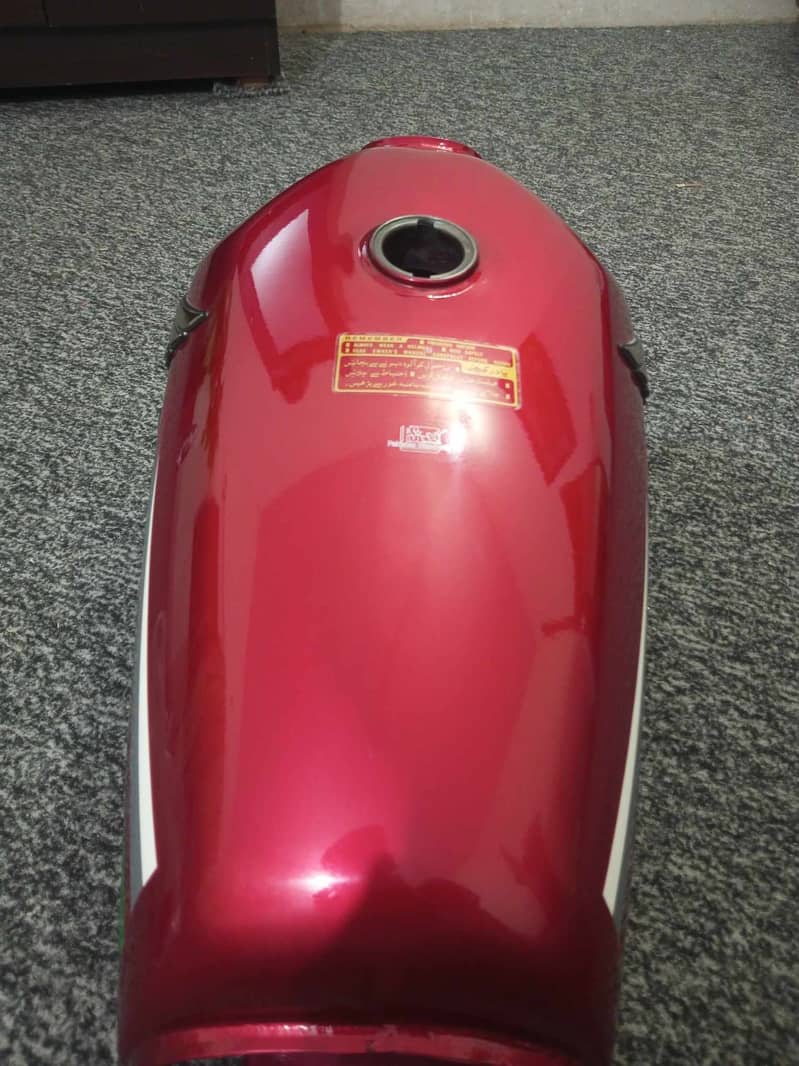 CG 125 2023 Original Fuel Tank & Side Covers 5