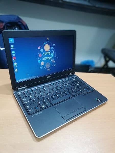 Dell Latitude E7240 Corei5 4th Gen Laptop in A+ Condition (UAE Import) 6