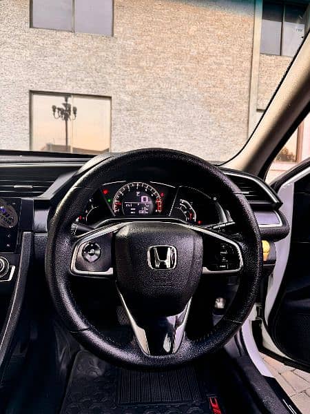 Honda Civic Oriel 2019 5