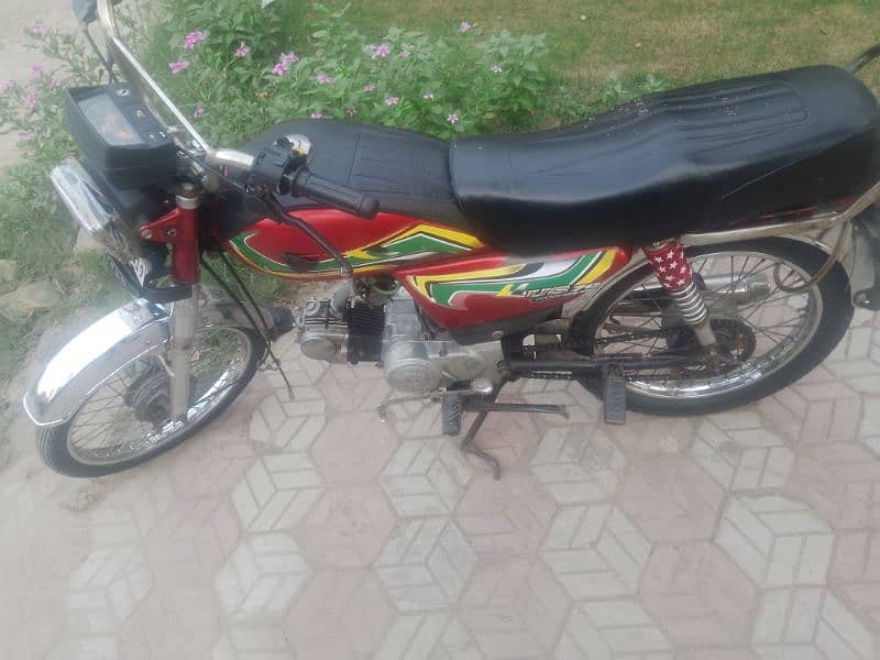 united 70cc for sale 3