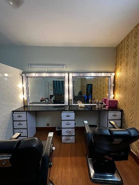 Salon Furniture Sale full Setup 1