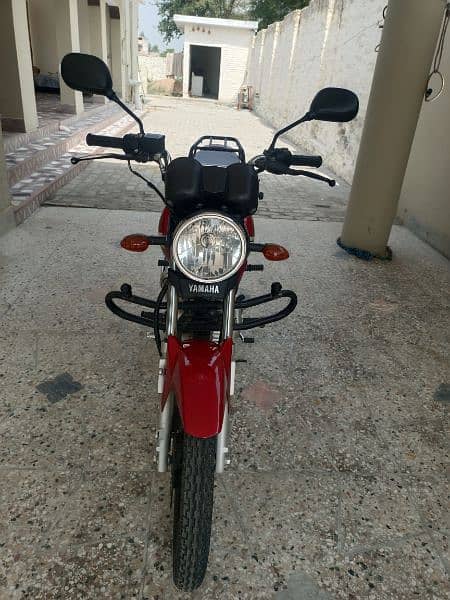 Yamaha YBz 125 DX Almost New 3