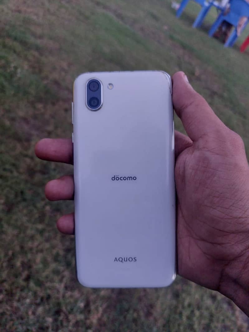 Aquos r2 non pta 3