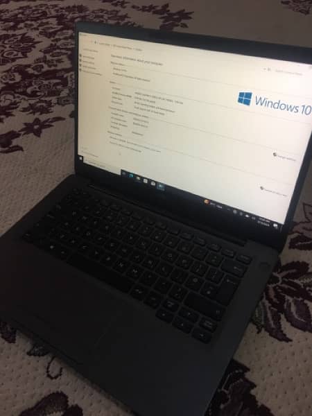 dell latitude 7300  touch  secreen8gb ram 256gb ssd 4