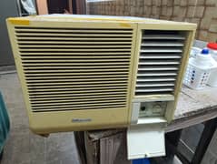 Window AC 0.75 ton Good Condition