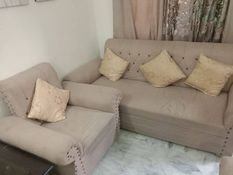 7 seater sofa set. 1