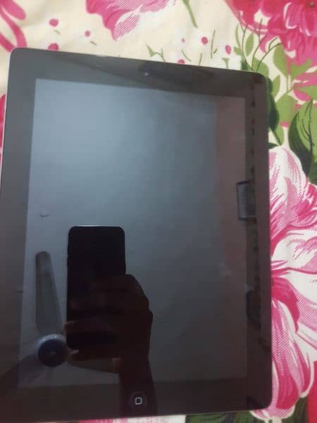 APPLE IPAD 4TH GENERATION 2