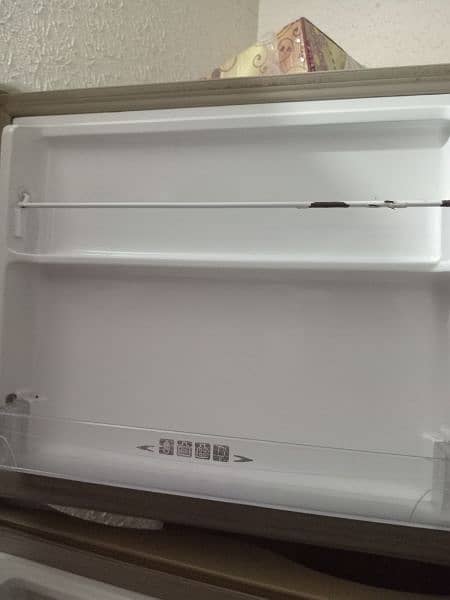 refrigerator Dawlance 9166 model. 6