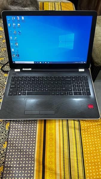 HP Notebook 15 bw075ax 1