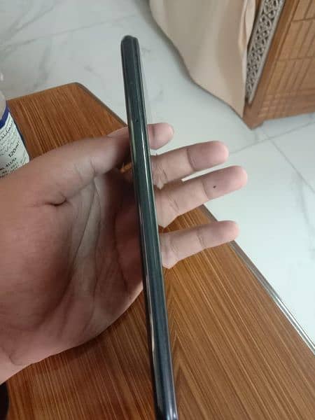 Infinix hot 10 good condition one hand use mobile 3