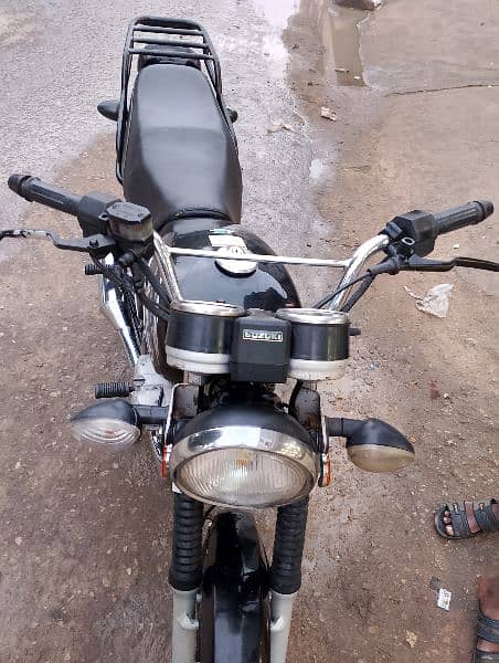 suzuki gs 150 2