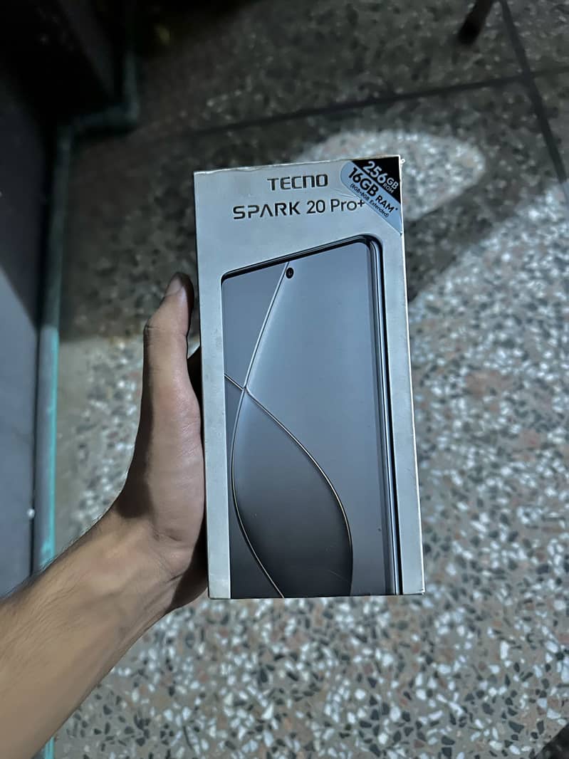 Tecno Spark 20 Pro Plus 256GB/8+8 1