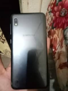 Samsung a10 2  32 urgent sale 03287952283