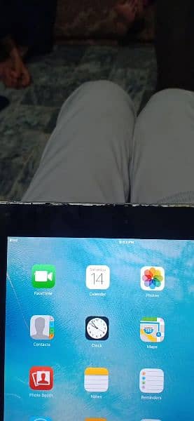 Ipad 1st generation 4