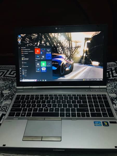 HP EliteBook 0