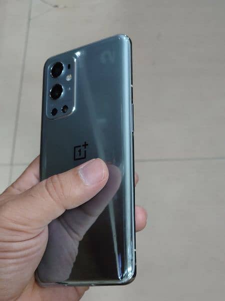 OnePlus 9pro 
12gb/256gb
Dual physical PTS 6