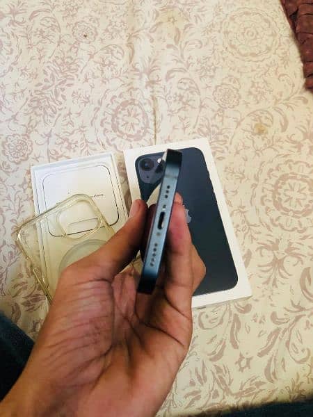 Iphone 13 non PTA with Box & original Charger 3