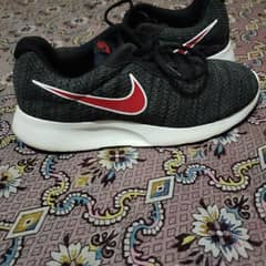 Original Nike Tanjum