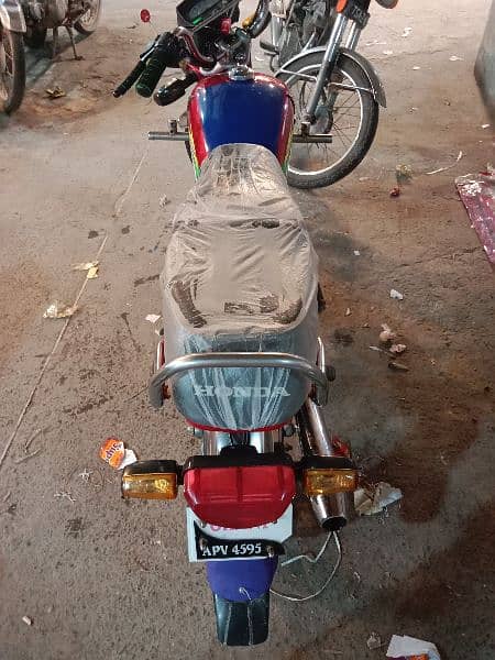 bik Honda 18