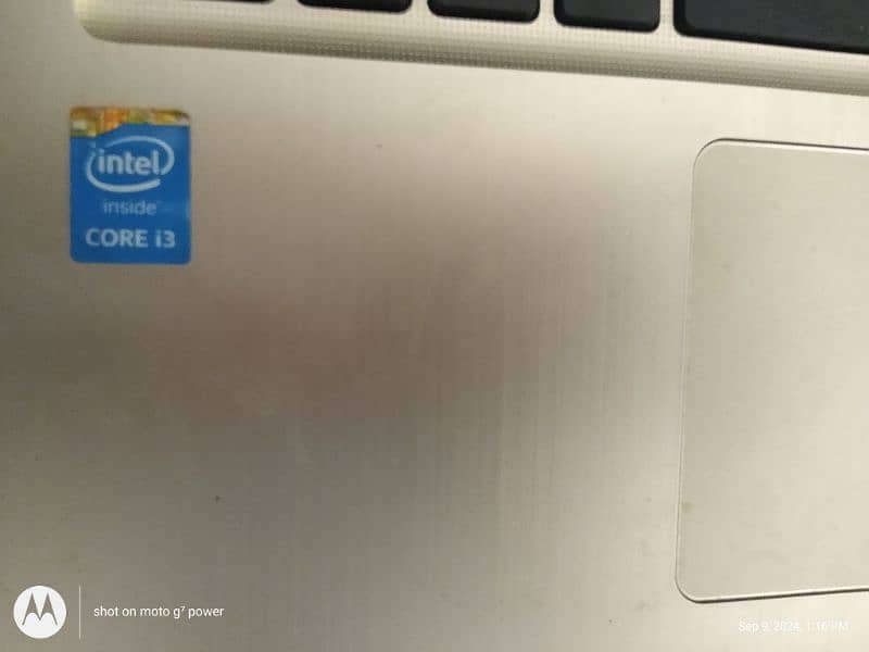 ASUS laptop 4