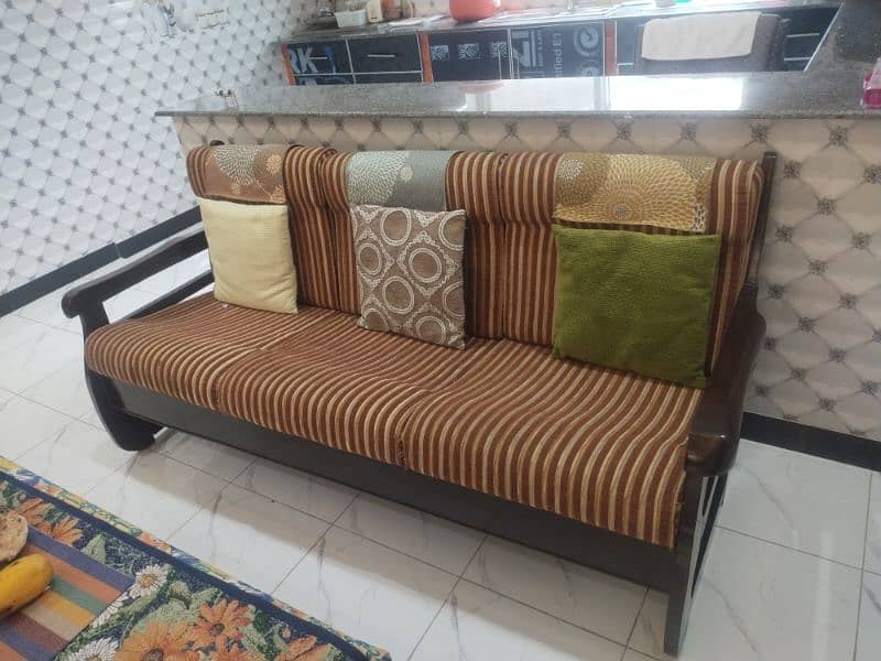 5 seater sheesham with 10 moltifoam seats 3