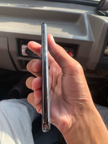 iPhone  xs non pta 3