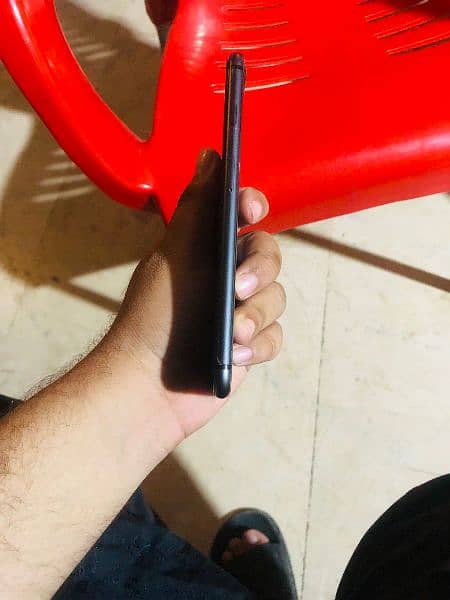 I phone 8 plus non PTA 64 gb 4