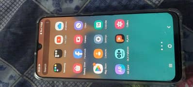 samsung a30 4 /64 amoled display