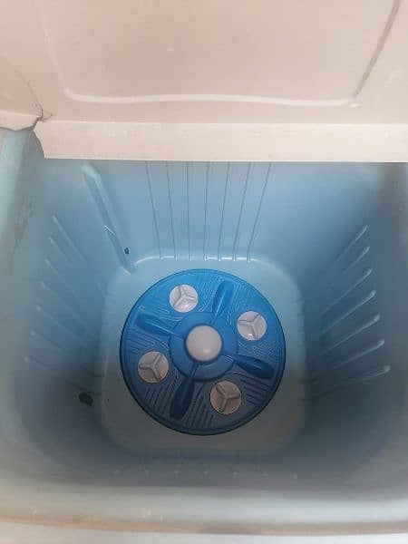 Stylo washing machine in good condition 1