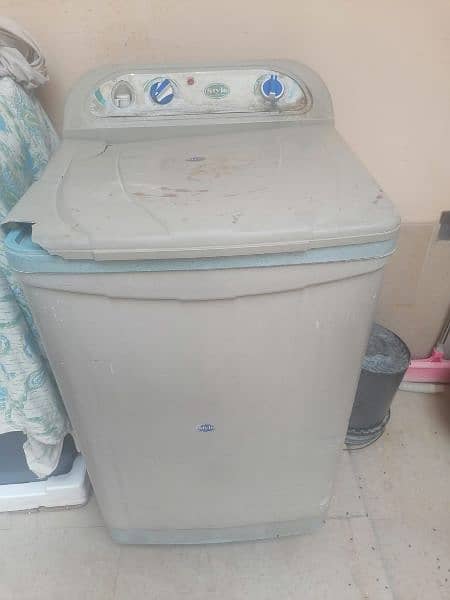 Stylo washing machine in good condition 2