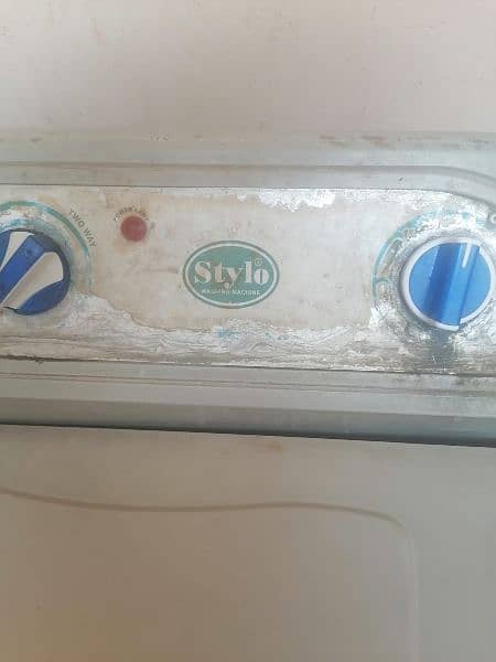 Stylo washing machine in good condition 6