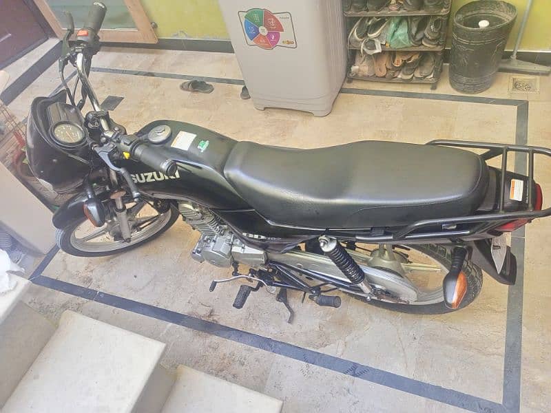 Suzuki GD 110s Model 2018 December half self start 10 by 10 condition 4