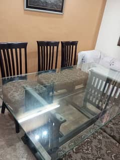 Dining table with 6 no's chairs 0