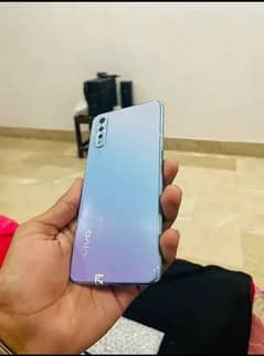 vivo s1