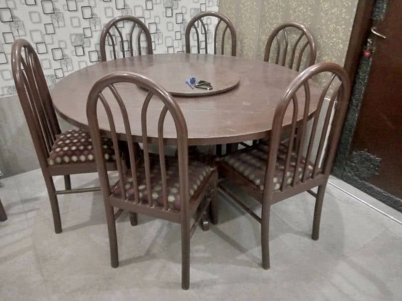 Dinning table 0