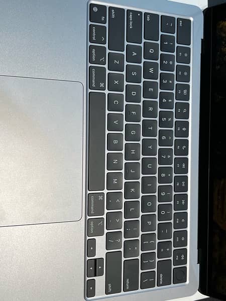 Macbook Air M2 13” 8GB 256GB 2022 2021 2020 2019 1