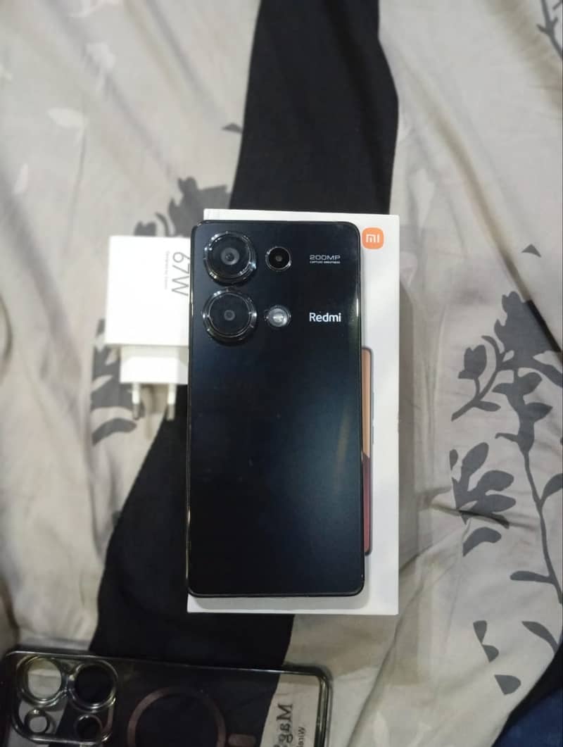 Redmi 13 pro Midnight black 4